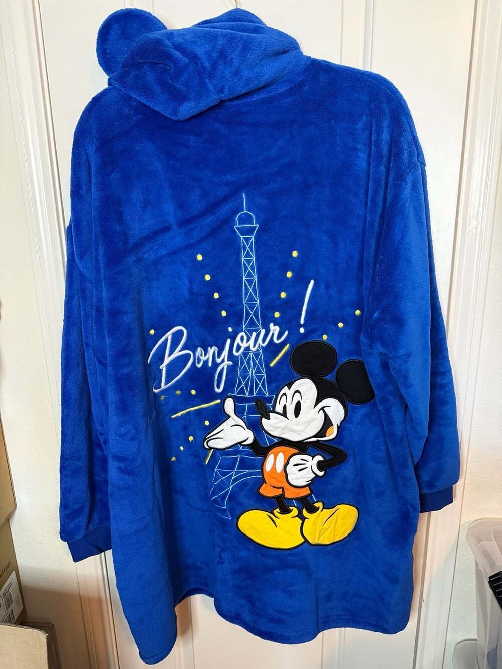 NWT Disney Disneyland Paris Mickey Mouse Size S/M Hoodie Oversized - Picture 2 of 5